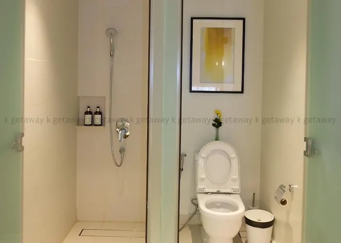 Acqua At The Residences Acqua Near Makati And Bgc 3*