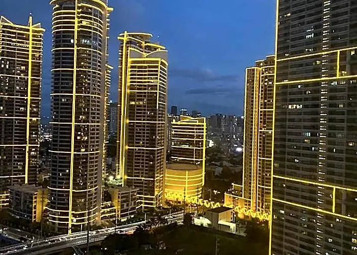 Aparthotel Acqua At The Residences Acqua Near Makati And Bgc 3*