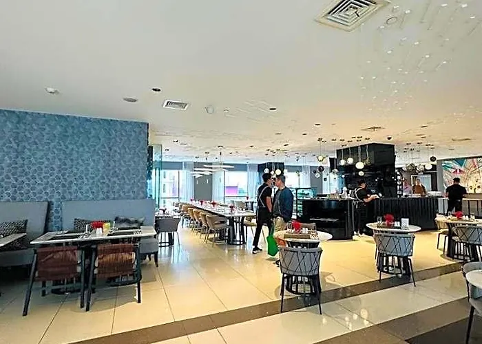 Acqua At The Residences Acqua Near Makati And Bgc 3*